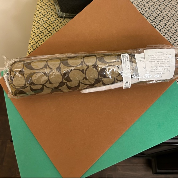 NWT COACH Designer Umbrella - Unisex - Picture 5 of 8